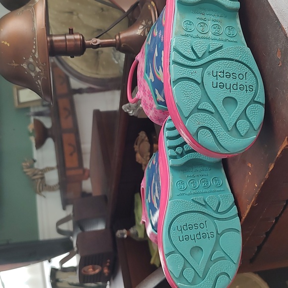 Stephen Joseph Size 10 Rainbow Rain Boots - Picture 5 of 7